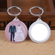 Load image into Gallery viewer, 30pcs Personalized wedding name date Keychain with Mirror Wedding Favors And Gifts Wedding Gifts For Guests Wedding Souvenirs