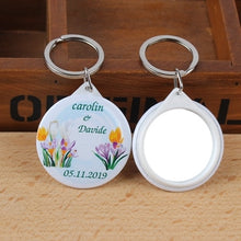 Load image into Gallery viewer, 30pcs Personalized wedding name date Keychain with Mirror Wedding Favors And Gifts Wedding Gifts For Guests Wedding Souvenirs